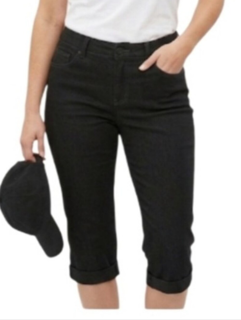 🖤 St. John's Bay Midnight Black Capris – Size 4